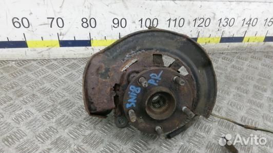 Ступица передняя правая toyota auris E150 (3NI08N9