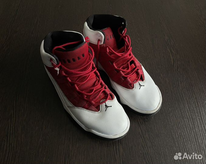 Nike air Jordan Max aura