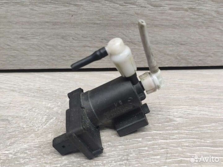 Электромагнитный клапан Mercedes C W203