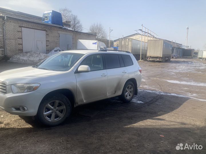 Toyota Highlander 2.7 AT, 2009, 106 000 км