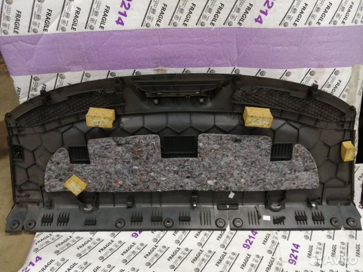 Задняя полка Volkswagen Polo sedan 2015-2020