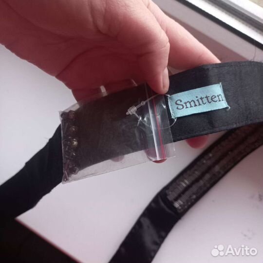 Шикарный пояс расшитый камнями, стеклярусом новый