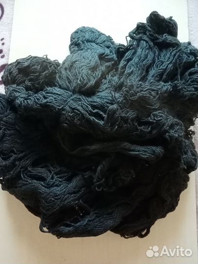 Продаю пряжу ч/ш, шерсть разную