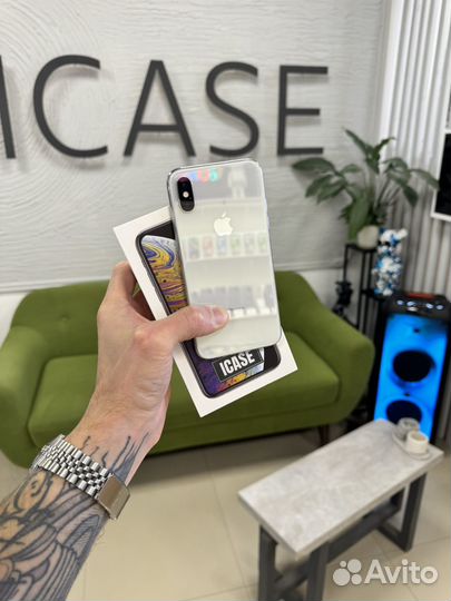iPhone Xs, 64 ГБ
