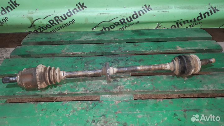 Полуось передняя правая Nissan Primera (P11) II ре