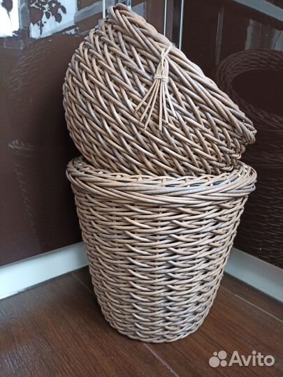 Кашпо из ротанга
