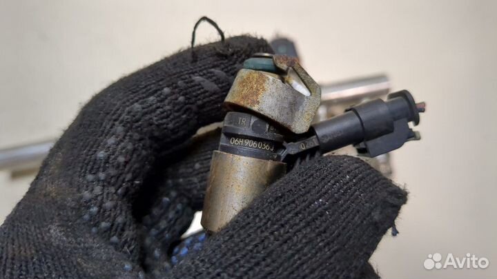 Форсунка топливная Audi A4 (B8) Allroad, 2014