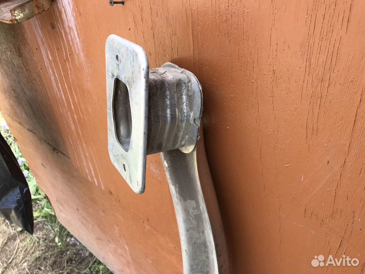 Усилитель заднего бампера LADA vesta