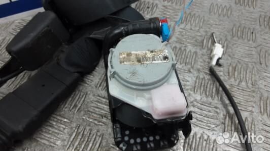 Ремень безопасности с пиропатроном сиденья передне