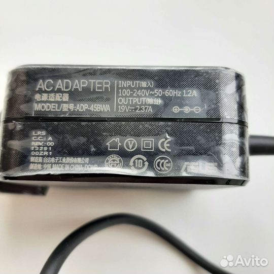 Зарядный блок для ноутбука Asus