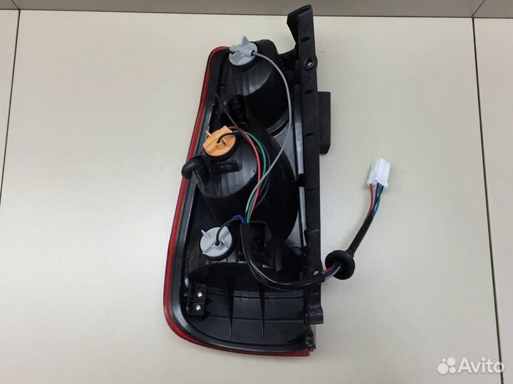 Фонарь задний правый Hyundai Matrix 2001-2010