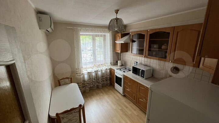 3-к. квартира, 60 м², 2/9 эт.