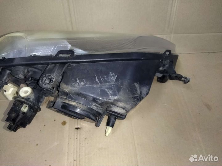 Фара левая Рено Логан 1