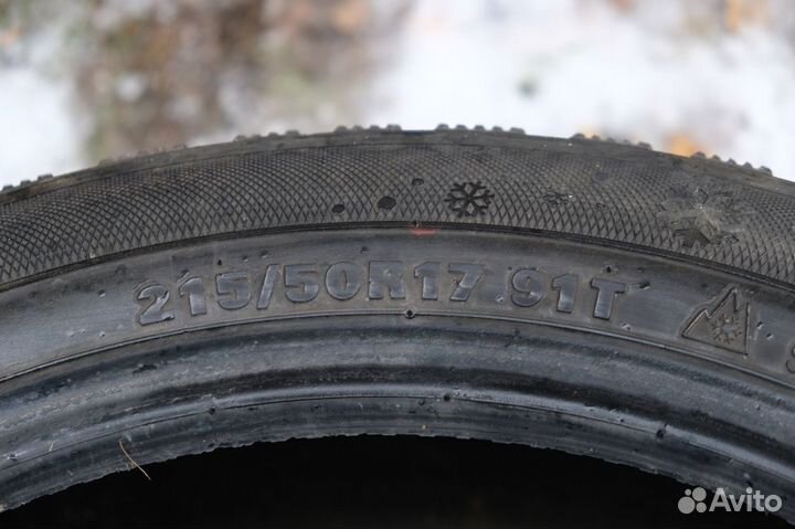 Kumho I'Zen Wis KW19 215/50 R17 91T