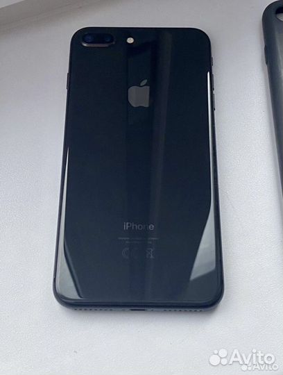 Телефон iPhone 8 plus