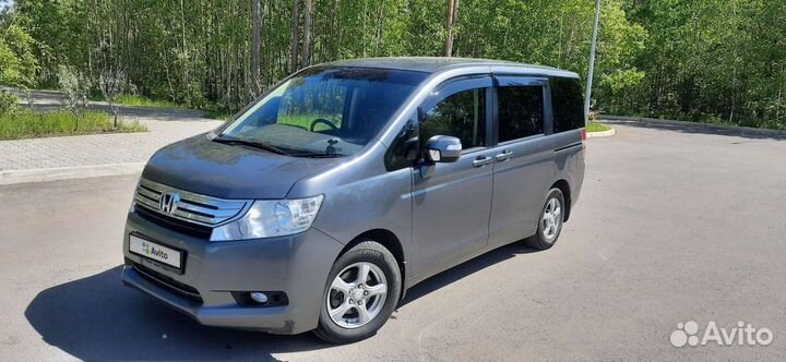 Honda Stepwgn 2.0 AT, 2012, 250 000 км