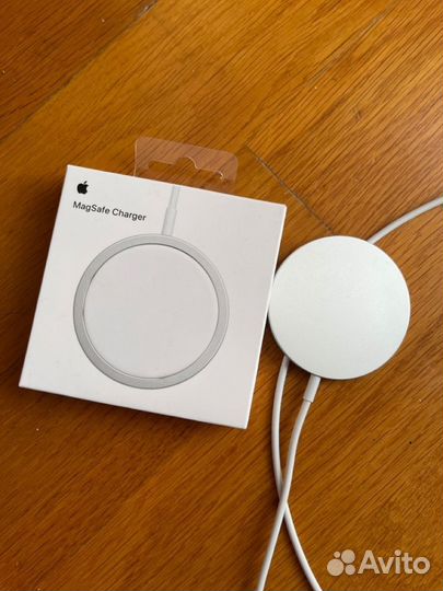 Зарядка на iPhone