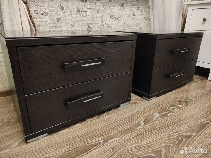 Тумба прикроватная