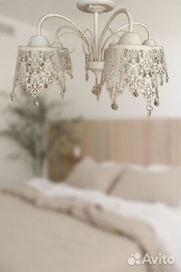 Люстра (паук)