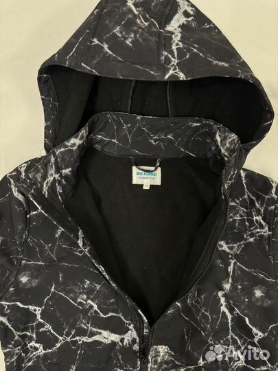 Куртка фирмы Accola, 170 см