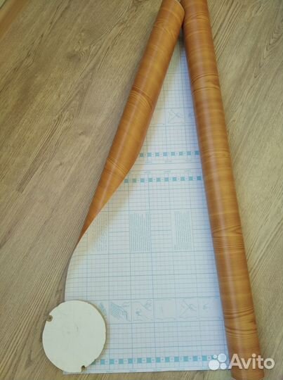 Обои самоклеящиеся под дерево 1рулон