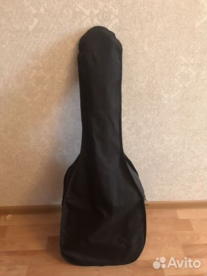 Гитара с чехлом Амистар и К. Модель А-20
