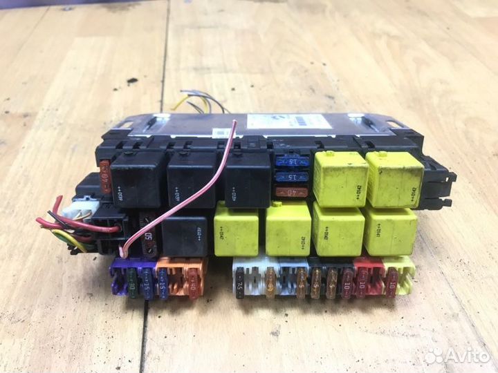 Блок предохранителей Mercedes S-Class W220 2001