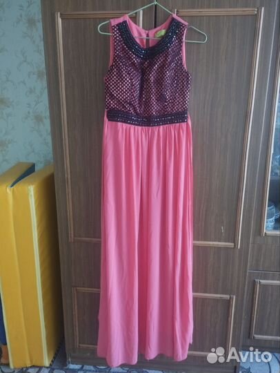 Вечернее платье в пол 42- 44