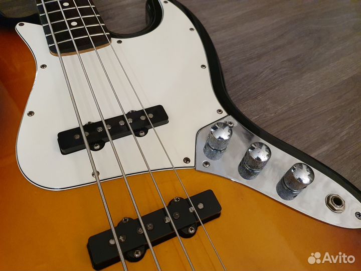 Fender Jazz Bass Standard 2002