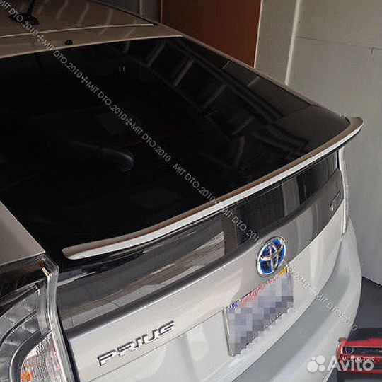 Спойлер Toyota Prius 2-3 2003-2015