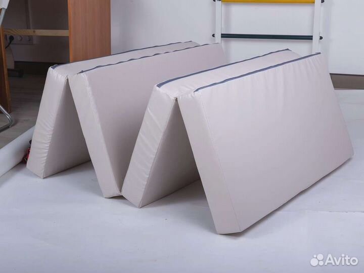 Мат складной 4 секции Sportova 200х100х10см