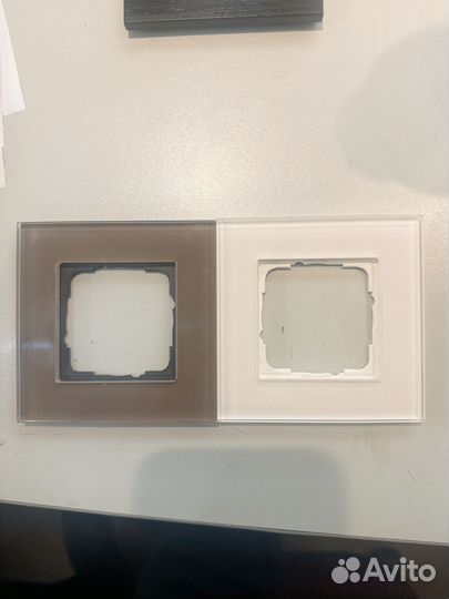 Рамка gira стекло