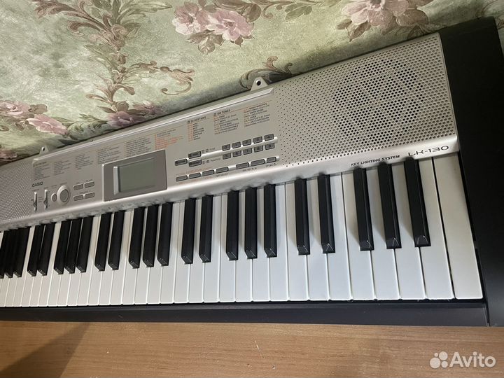 Синтезатор casio lk-120 с автоаккомпанементом