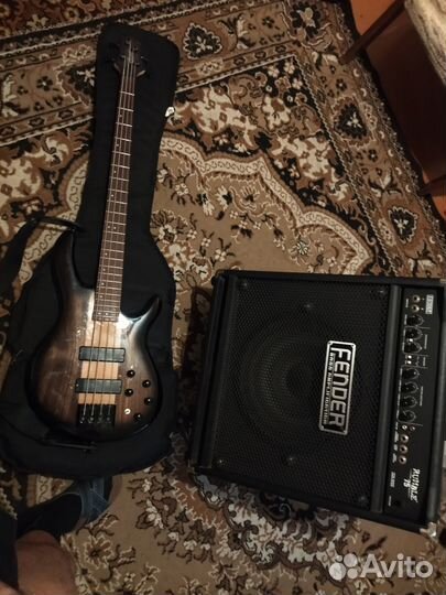Басгитара Cort c4 plus и комбик Fender rumble75