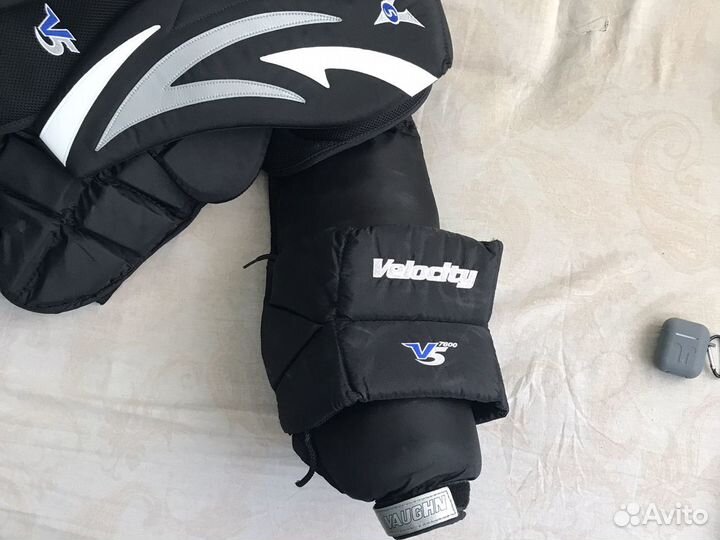 Вратарский нагрудник взрослый