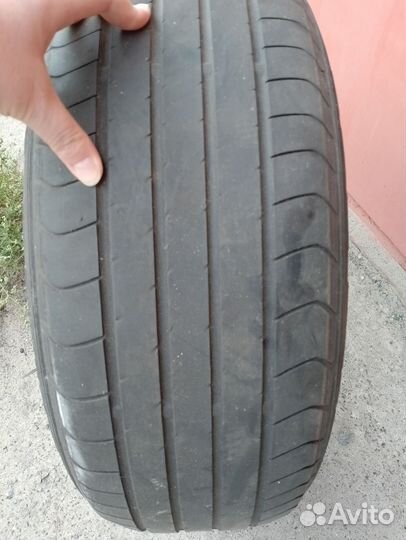 Dunlop SP Sport 2050M 16.5/60 R16 92