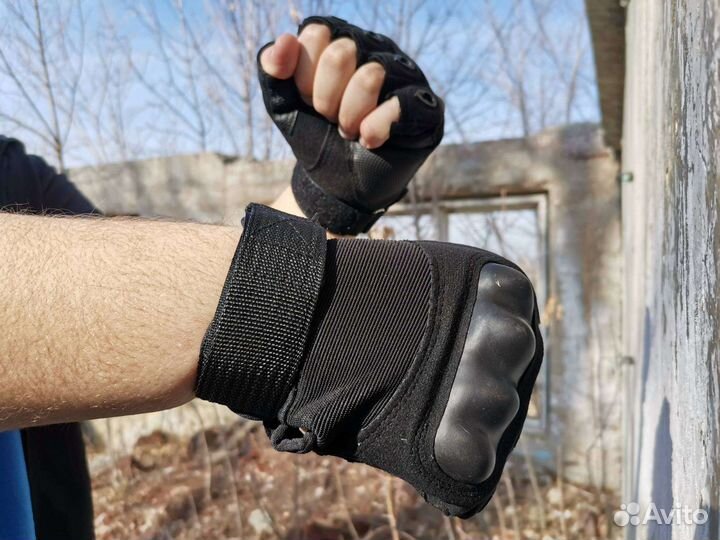 Перчатки тактические