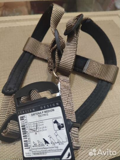 Шлейки размер М новые