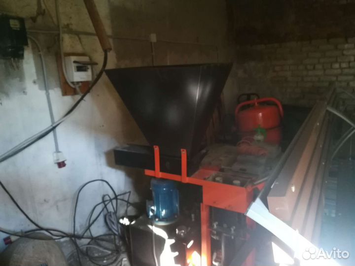 Станок для лего кирпича