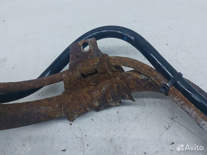 Форд фокус 1. Заливная горловина. Хэтчбек седан