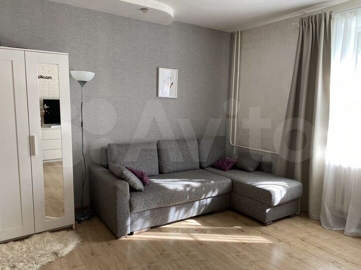 2-к. квартира, 61 м², 1/2 эт.