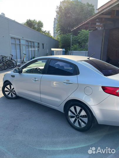 Kia Rio 1.6 AT, 2011, 170 000 км