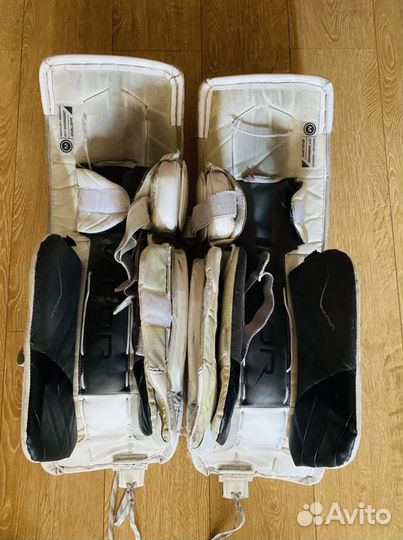 Вратарские щитки bauer X700