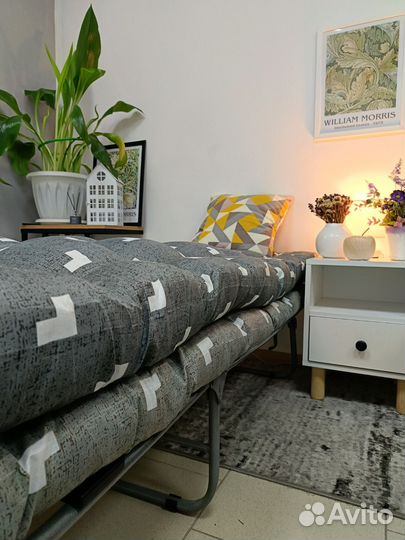 Раскладушка с матрасом на ламелях