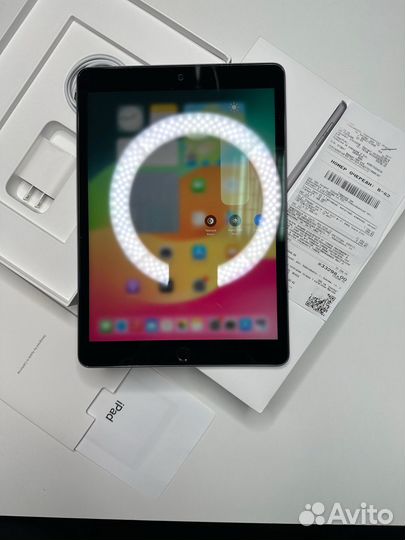 iPad 9 64Gb WiFi / 2 месяца планшету