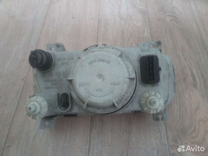 Фара правая Шкода Фелиция