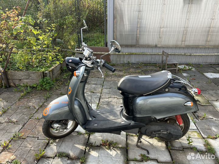 Скутер Yamaha Vino