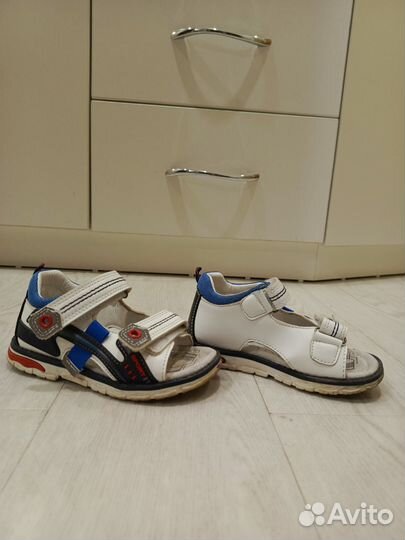 Сандалии на мальчика