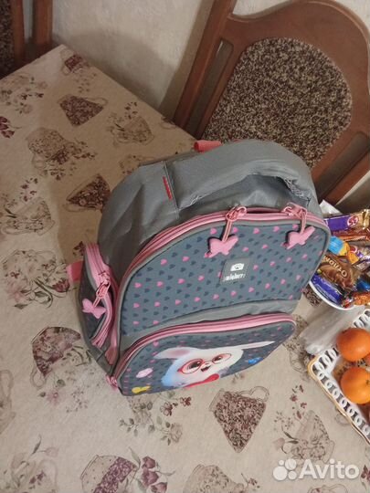 Рюкзак для девочки школьный