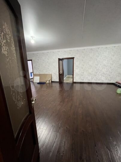 Дом 350 м² на участке 1,5 сот.